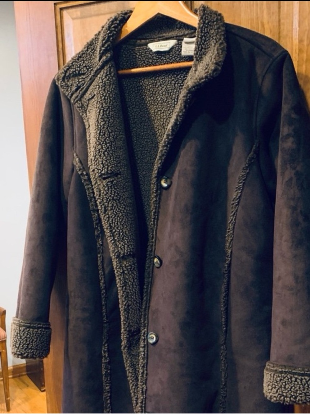 L.L. BEAN FAUX SUEDE SHERPA LINED Coat - Picture 10 of 14